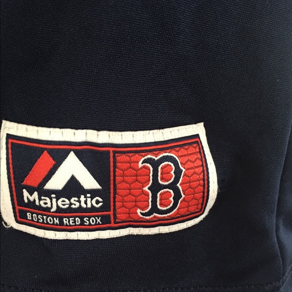 Women’s Majestic Red Sox Top - Picture 5 of 6